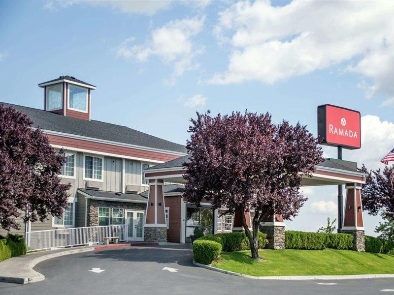 Ramada By Wyndham Moses Lake Esterno foto