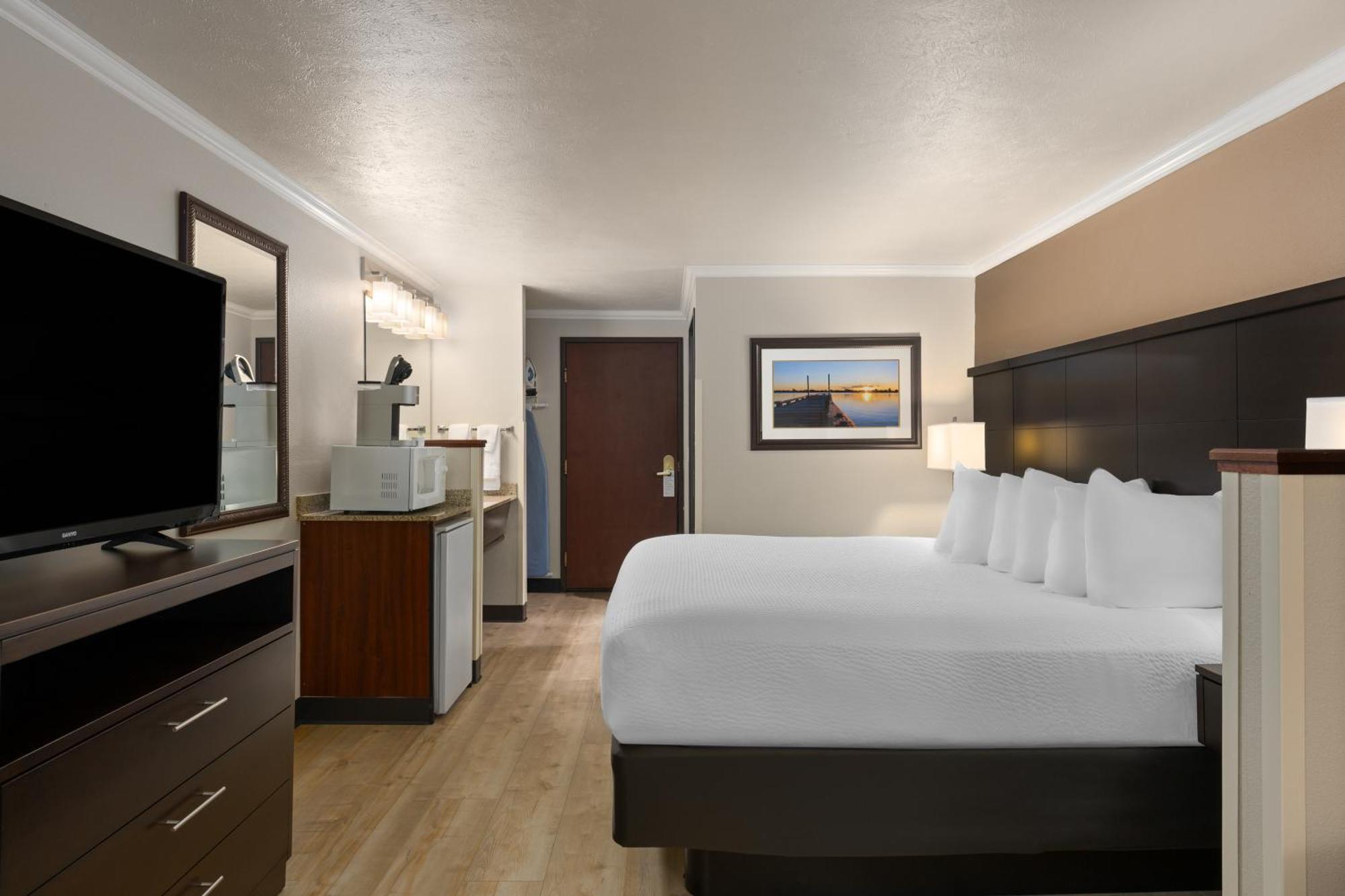 Ramada By Wyndham Moses Lake Esterno foto